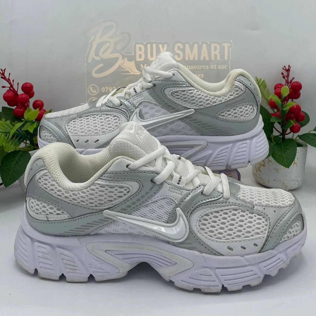 Basket Vomero 5 Gris Blanc — Boutique BS