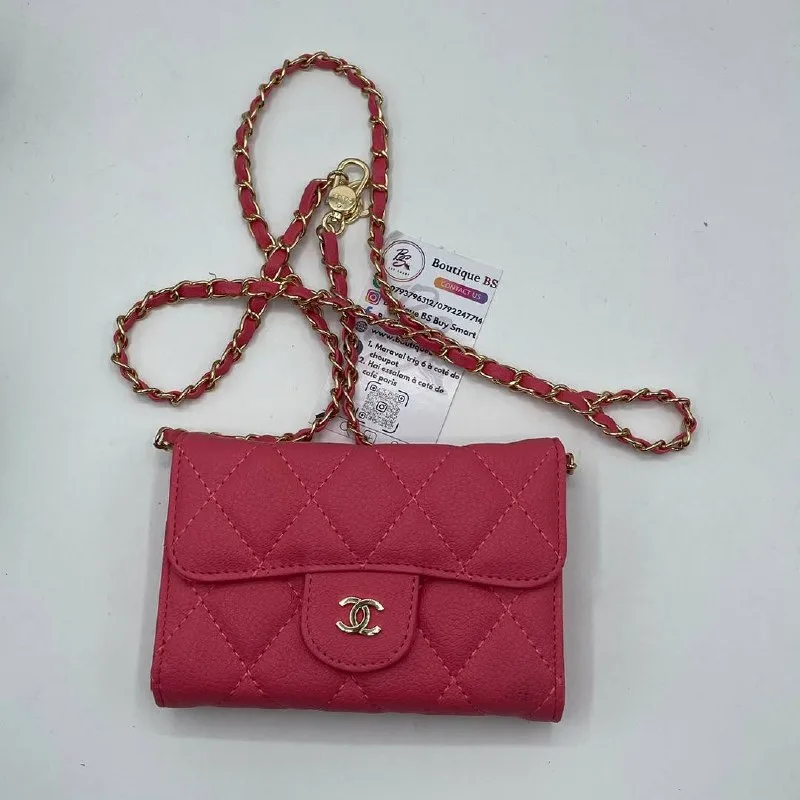 Porte-monnaie Channel matelassé avec chaîne rose fushia — Boutique BS